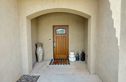 Northeast Heights House | Spacious 4-bedroom house in brilliant Albuquerque mountain views