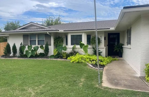 Bartlesville House | Spacious 4-bedroom house in beautiful Bartlesville with AC