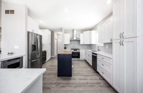 Glen Carbon House | Spacious 4-bedroom house in fantastic Glen Carbon with AC