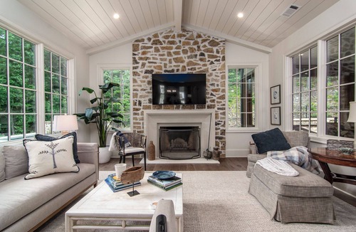 Ferndale House | Spacious 4-bedroom estate with AC in nice Little Rock