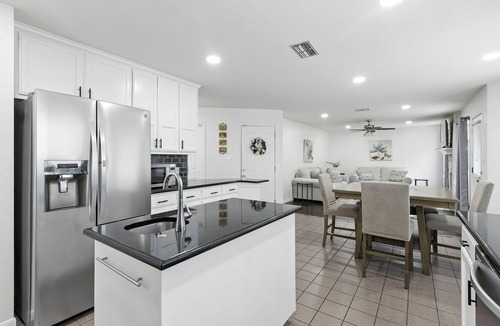 Saxony House | Spacious 4-Bedroom Gem in Pflugerville 24 min to downtown Austin