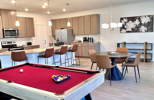 Kyle Villa | Spacious 4-bedroom Villa in Kyle