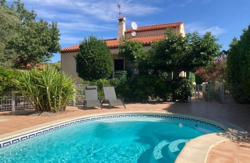Ceret Villa | Spacious 4 Bedroom Villa with pool in Ceret, Mediterranean Pyrenees