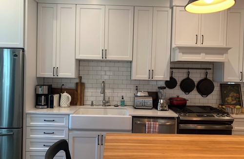 East Hyde Park House | Spacious 4 BR Home in Hyde Park