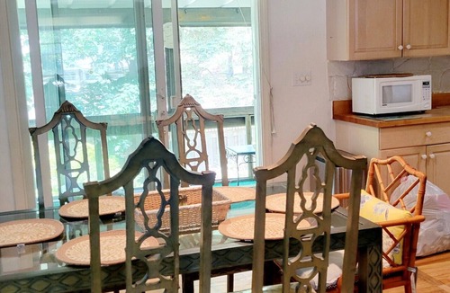 Lagoon Heights House | Spacious 4 BR Home, Steps to Lagoon, Minutes to Downtown Oak Bluffs and Beaches!