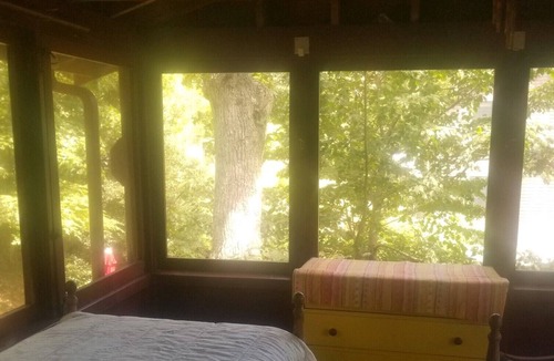 Woods Hole House | Spacious 4 br Woods Hole home / access to private beach