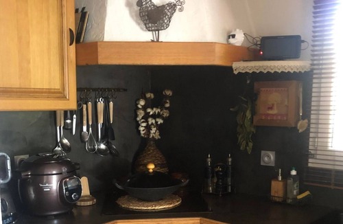 Corbere-les-Cabanes House | Spacious 4-sided house on enclosed grounds, with swimming pool, jacuzzi, summer kitchen.