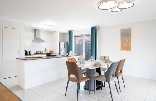 Point Cook House | Spacious 4B House in PointCook