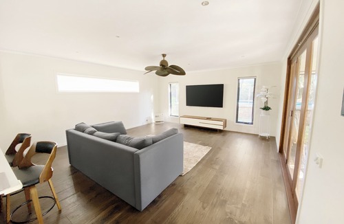 Miranda House | Spacious 4B House & Pool & GameRoom & Nr Grocery