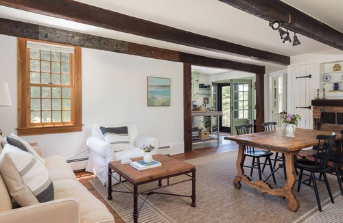 North Truro House | Spacious 4BD-Renovated Kitchen, Baths, A/C, Deck, Large Yard, 0.31 MI to Cape Cod Bay Assoc. Beach