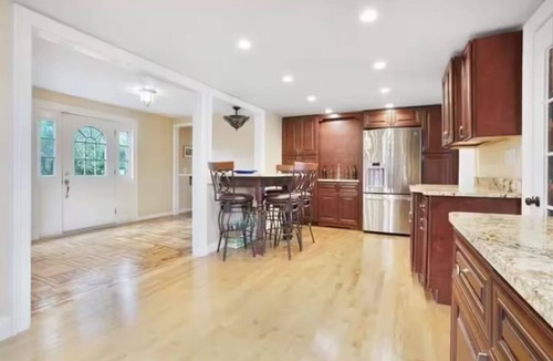 Somerset House | Spacious 4bed2bath House Private Access to Water