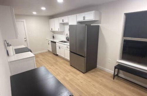 South Dallas - Fair Park House | Spacious 4BR/2BA Home Minutes from Downtown Dallas/Yard/Parking available.