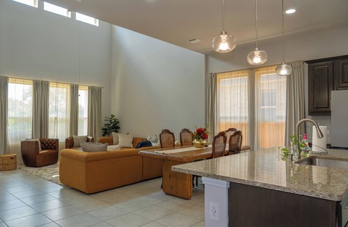 Manchaca House | Spacious 4BR ATX Retreat-Family Friendly with 3 King Beds