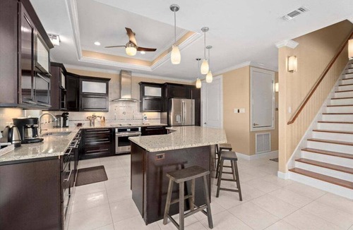 Galveston House | Spacious 4BR Bayfront | Hot Tub | Fire Pit | Sleeps 14