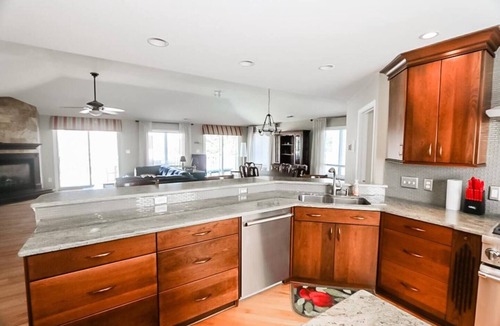 Croatan Beach House | Spacious 4BR Beach Home Sleeps 11 3-Min Walk to Croatan Beach-Parking for 4