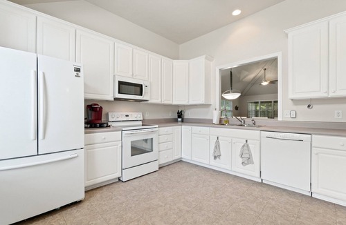 Cape Charles House | Spacious 4BR Coastal Retreat in Bay Creek – Beach & Golf