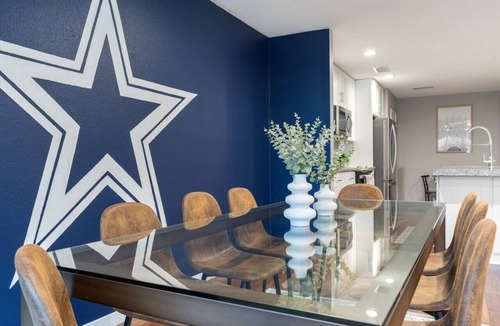 Northwest Dallas Apartment | Spacious 4BR Dallas Retreat for Families