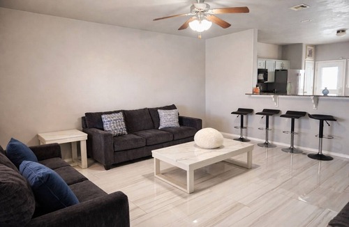 Moore House | Spacious 4BR Family Home Near Downtown OKC & I-240