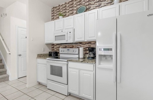 Bellavida Villa | Spacious 4BR Family Townhouseprivate Pool & BBQ