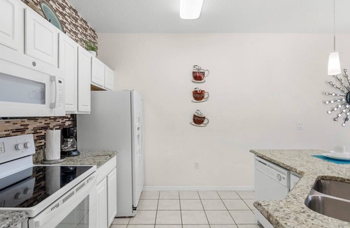 Bellavida Villa | Spacious 4BR Family Townhouseprivate Pool & BBQ