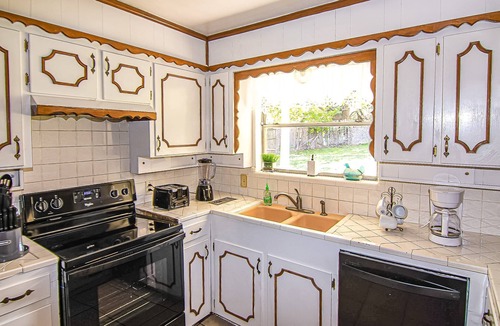 River Oaks House | Spacious 4BR Ft Worth Home | Sleeps 12 | ~30 Min to AT&T Stadium World Cup