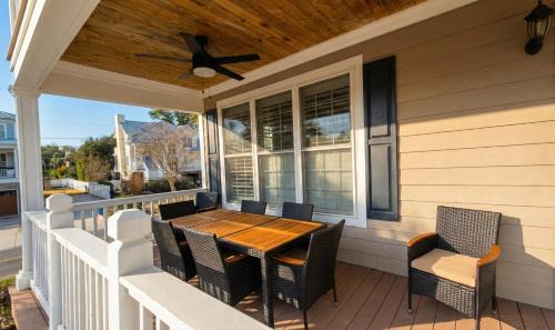 Murrells Inlet House | Spacious 4BR Getaway by Coastal Hotspots