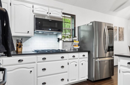 Southwood Valley House | Spacious 4BR home 7 mins to Kyle Field!