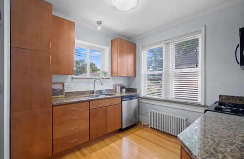 University City House | Spacious 4BR Home w/Game Room. Walk to Delmar Loop