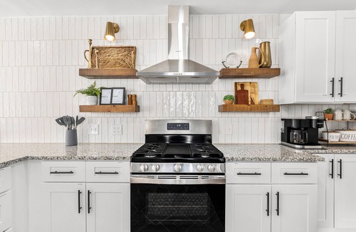 Royal Oak House | Spacious 4BR Home by Dtown Royal Oak