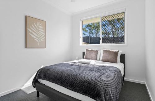 Ripley House | Spacious 4BR Home Great Area close to everything