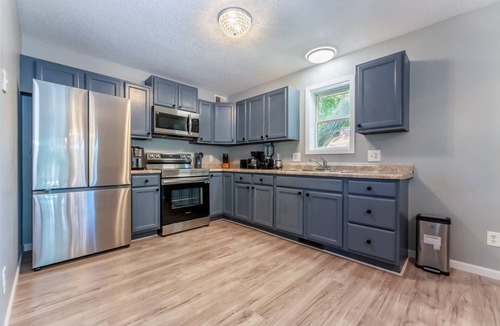 Columbia Heights House | Spacious 4BR Home in Minneapolis