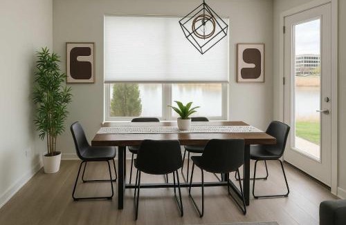 Warrenville Apartment | Spacious 4BR Home- Perfect for Groups WV1