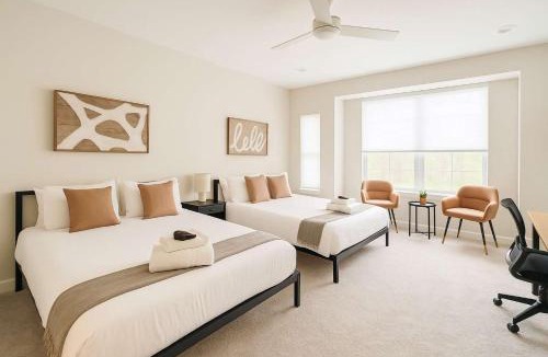 Warrenville Apartment | Spacious 4BR Home- Perfect for Groups WV1