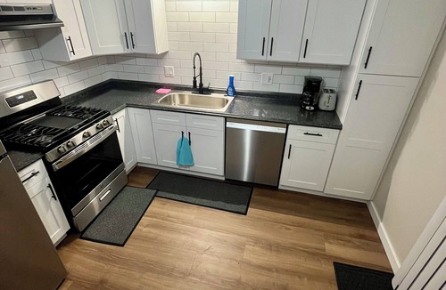 Grand Rapids House | Spacious 4BR Home Sleeps 8 Near Downtown GR & Highways
