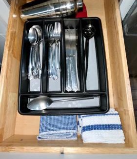 Fort Plain House | Spacious 4BR home w 2BA, a workspace & king bed!