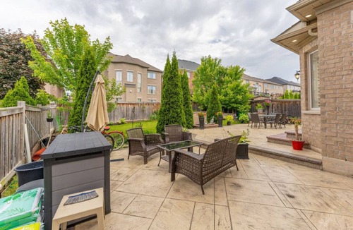 Mount Pleasant Apartment | Spacious 4BR Home w/Private Yard, BBQ & Fast WiFi