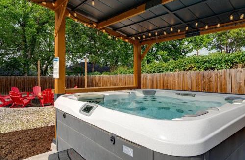 Highland Park House | Spacious 4BR Home with Pool, Hot Tub & Games