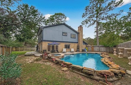 Panther Creek House | Spacious 4BR Home with Private Pool in The Woodlands