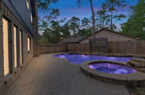 Panther Creek House | Spacious 4BR Home with Private Pool in The Woodlands