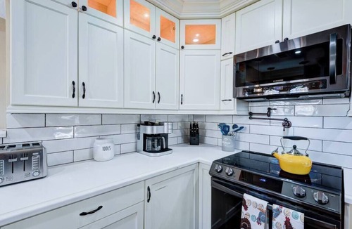 Wimbledon Falls House | Spacious 4BR Home with Game Room near Woodlands