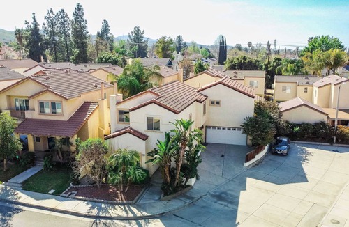 Loma Linda House | Spacious 4BR Home｜Work-from-Home Friendly｜Garage & Patio｜Pets Welcome #41375
