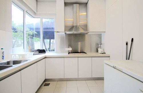 Cheras House | Spacious 4BR House, Gazebo