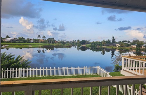 The Dunes House | Spacious 4BR Lakeview Getaway, Gourmet Kitchen + Family-Friendly Fun