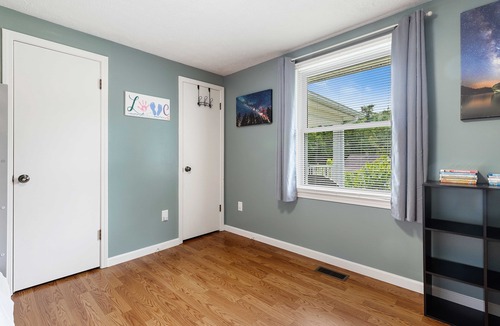 New River House | Spacious 4BR Mountain Stay Perfect for Virginia Tech & Radford Visits