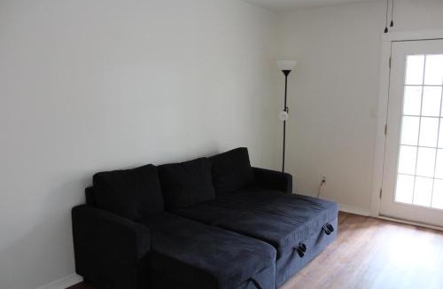 Southside House | Spacious 4BR Near Riverwalk, Missions, Downtown San Antonio