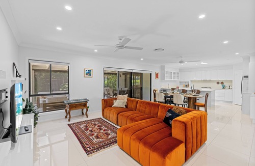 Burleigh Waters House | Spacious 4BR Poolside Escape