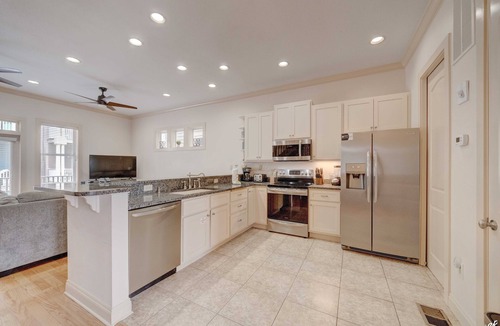 Crescent Beach House | Spacious 4BR, pool, 5min walk to beach