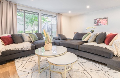 Rouse Hill House | Spacious 4BR Quiet surroundings Rousehill