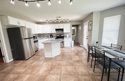 Gray's Creek House | Spacious 4BR Retreat with BBQ, Hammock, and Outdoor Lounge