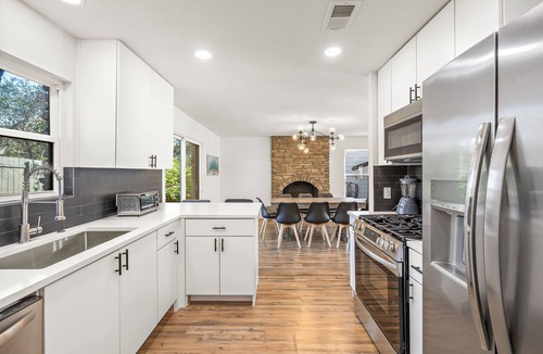 South Lamar House | Spacious 4BR South Austin Home Minutes to Downtown
